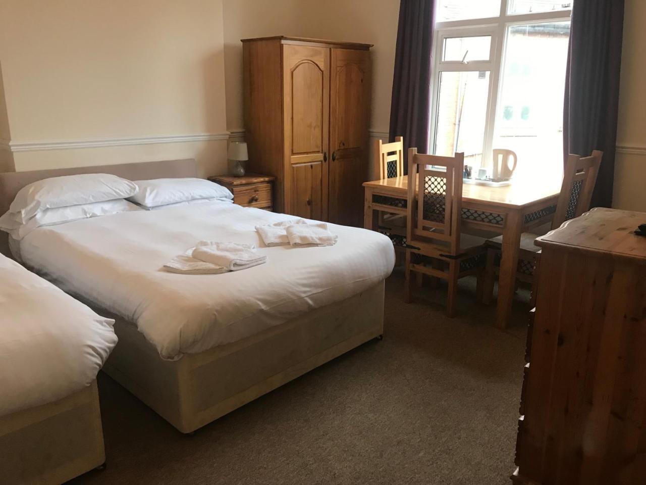 Queen Victoria Hotel Wolverhampton Dış mekan fotoğraf