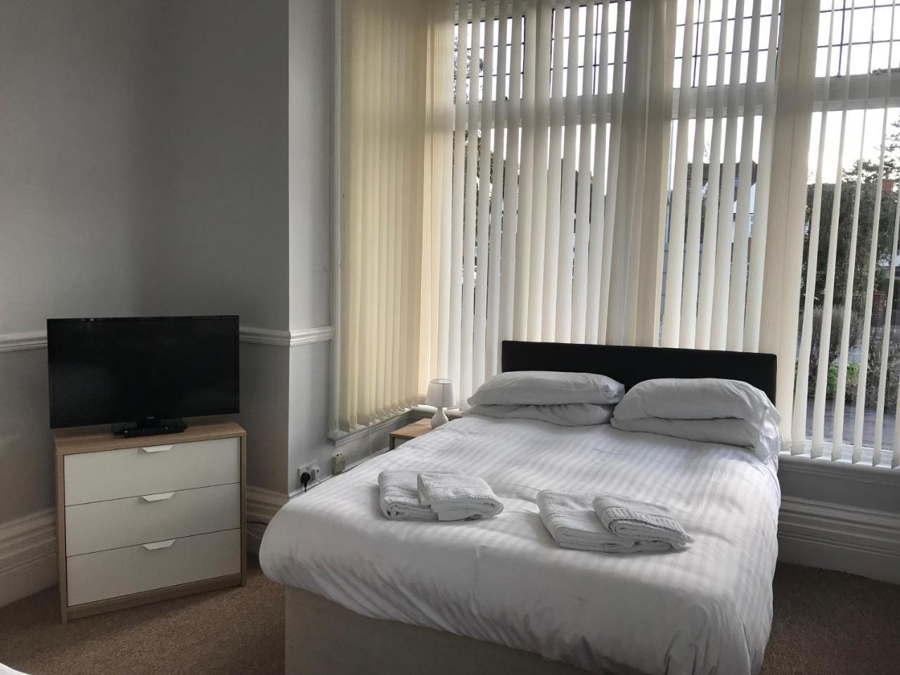 Queen Victoria Hotel Wolverhampton Dış mekan fotoğraf